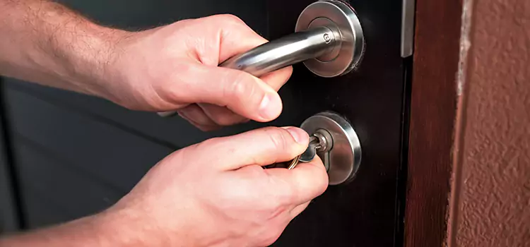 Door Closer Repair & Installation Sebastian